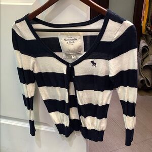 Abercrombie & Fitch Women's Navy and Cream Striped Cardigan